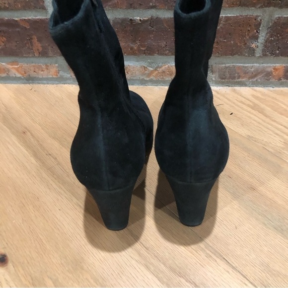 CORDANI black suede bootie. 4” wrapped heel. Size 40 (US9-9.5) - Picture 4 of 7